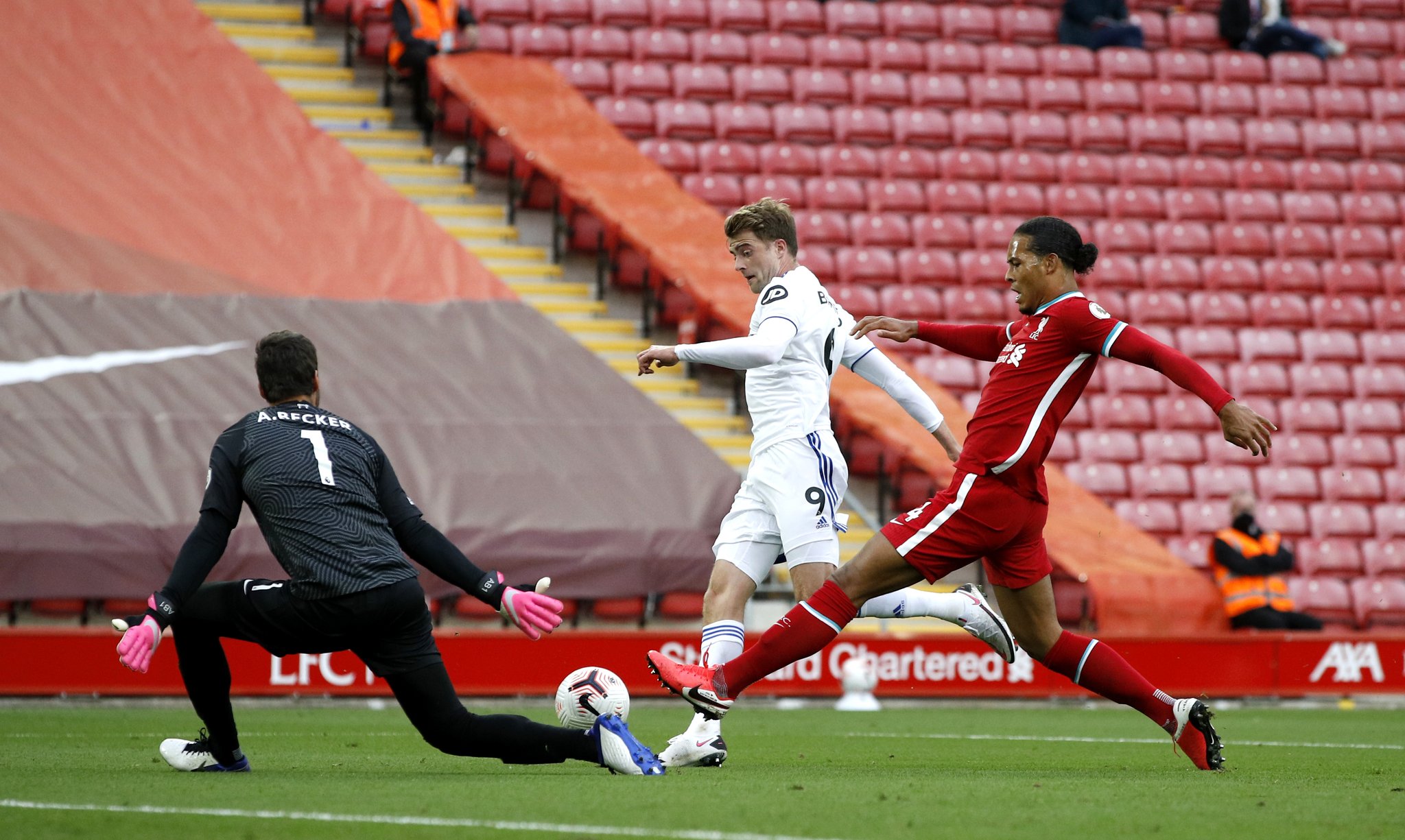 理层却没有 理层却没有