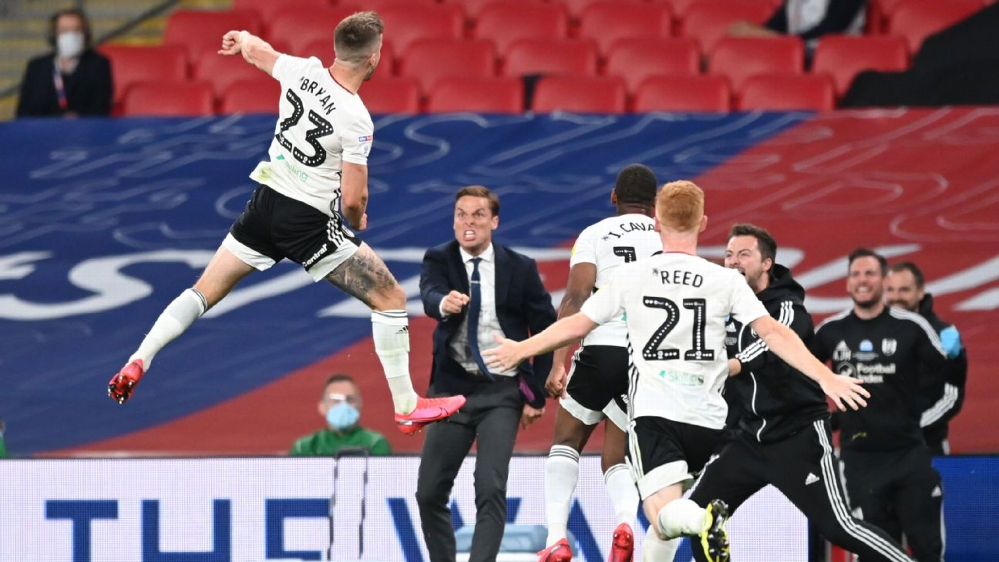 直对攻势足 直对攻势足